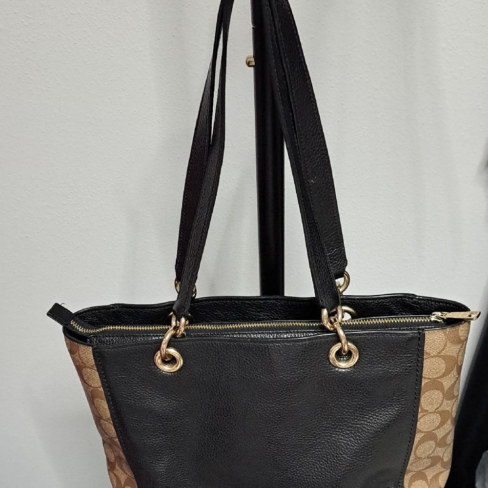 Coach Signature Black and Brown Tote - Picture 5 of 7